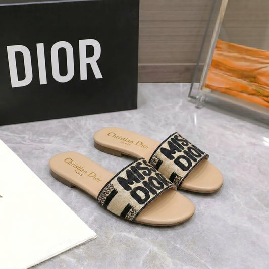 Sandales Miss Dior 2026